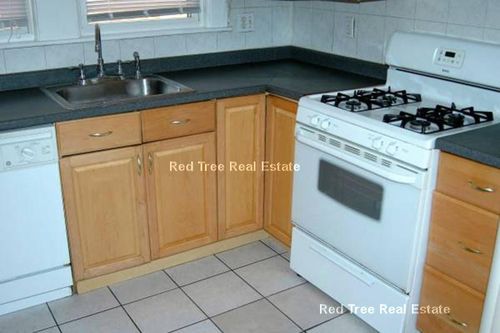 Foto del edificio - 54 Kirkwood Rd