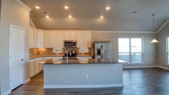 Building Photo - 1203 Amber Dawn Dr