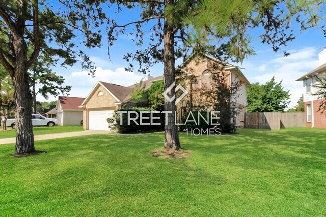 Building Photo - Spacious 3 bedroom POOL home in Cypress!