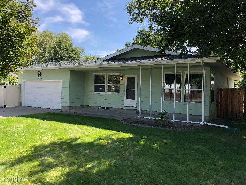 Primary Photo - 3 br, 3 bath House - 2850 Colton Blvd