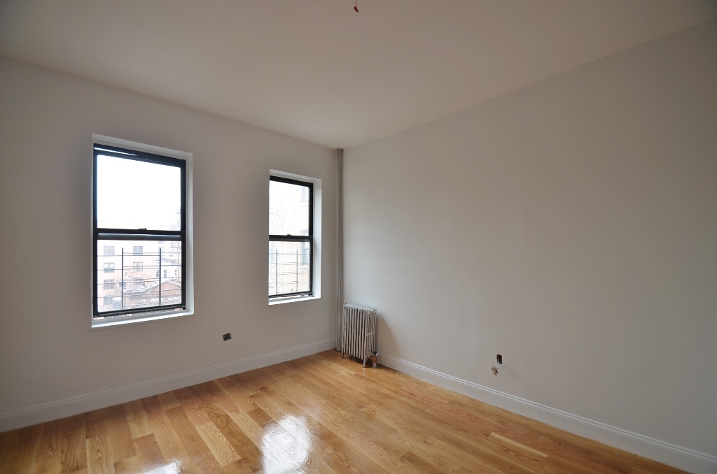 Foto del edificio - 623 E 169th St