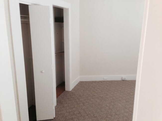 Bedroom 2 - 3 Madison St