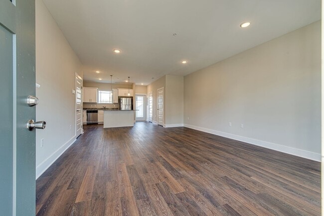Building Photo - 7042 Magnolia Crossings