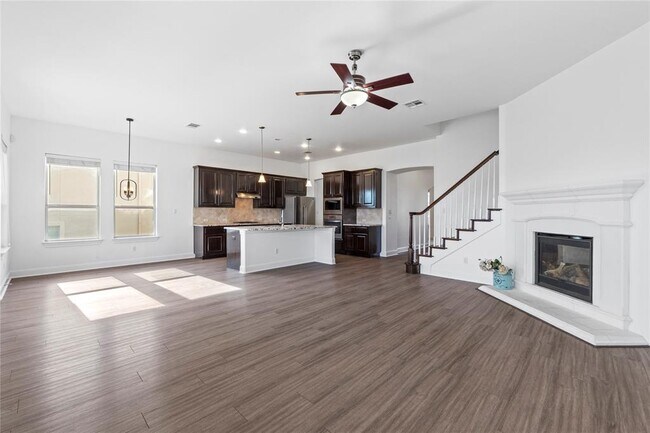 Foto del edificio - 4009 Benetton Way