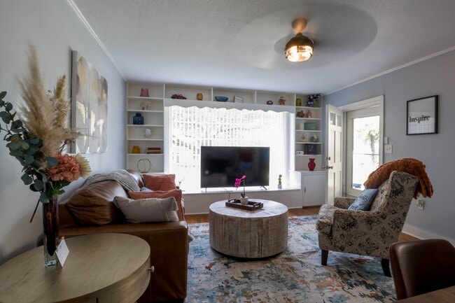 Photo - 212 S 25th Ave House