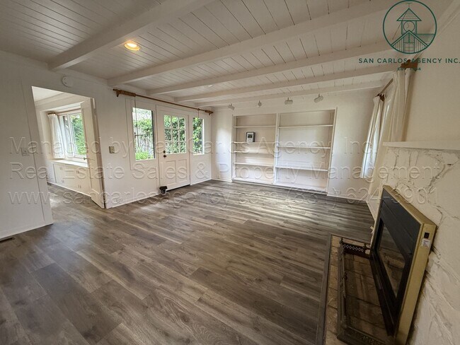 Building Photo - Refreshed Three Bedroom Home in the Heart of Carmel-by-the-Sea's Golden Rectangle