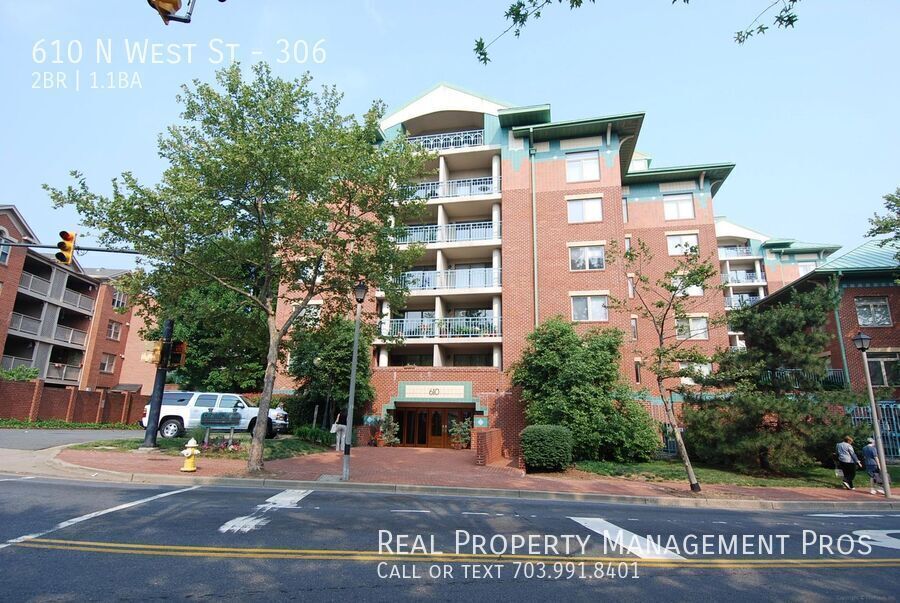 Photo - 610 N West St-306