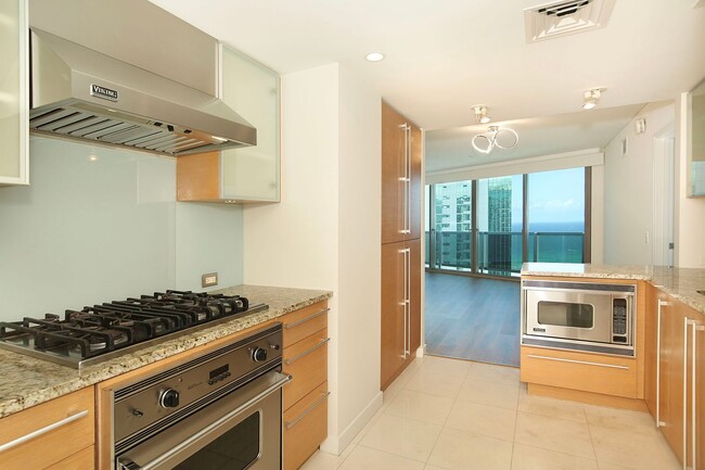 Foto del edificio - Elegant Koolani, 2/2/2 Fabulous Amenities,...