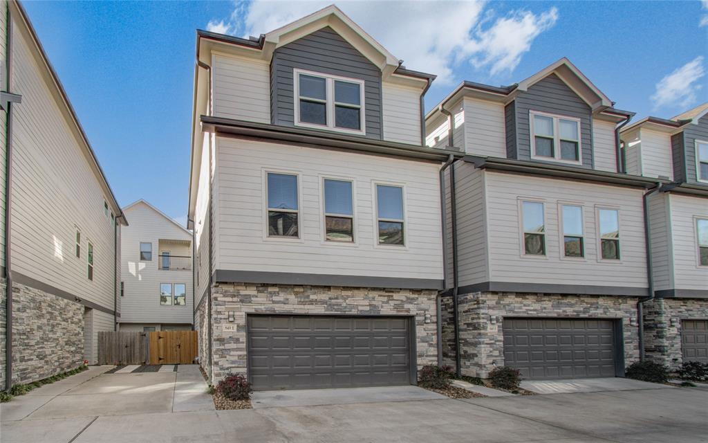 Foto principal - 849 Fisher St