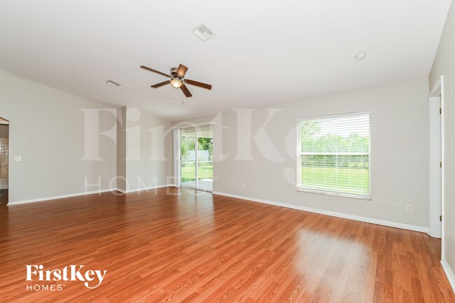 Foto del edificio - 3737 SW 1st Pl