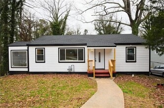 Building Photo - 1350 Kenilworth Dr SW