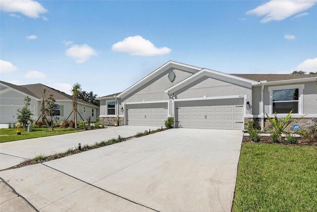 Building Photo - 4027 Westwood Flds Lp