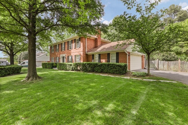 Building Photo - 4203 Maple Tree Ct