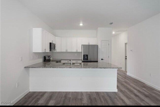 Foto del edificio - 1027 Meadow Rd