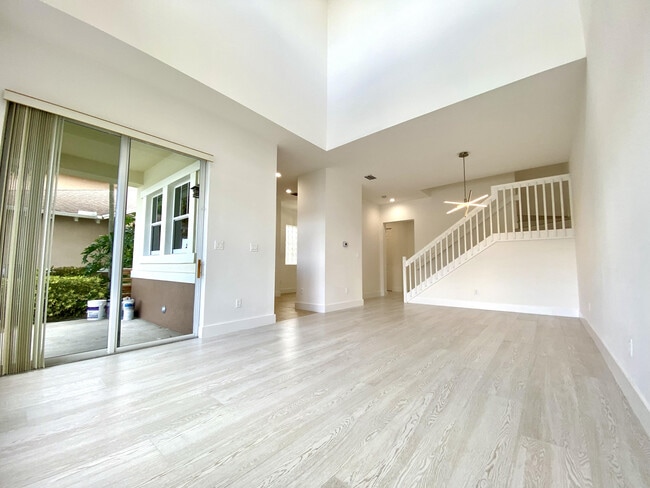 Building Photo - 779 Marina Del Ray Ln