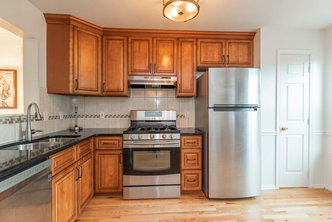 Building Photo - **Charming 3-Bedroom Townhome in Hockessin...