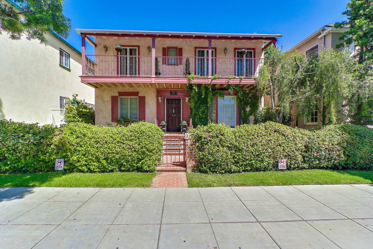 9969 Durant Drive - 9965-9969 Durant Dr