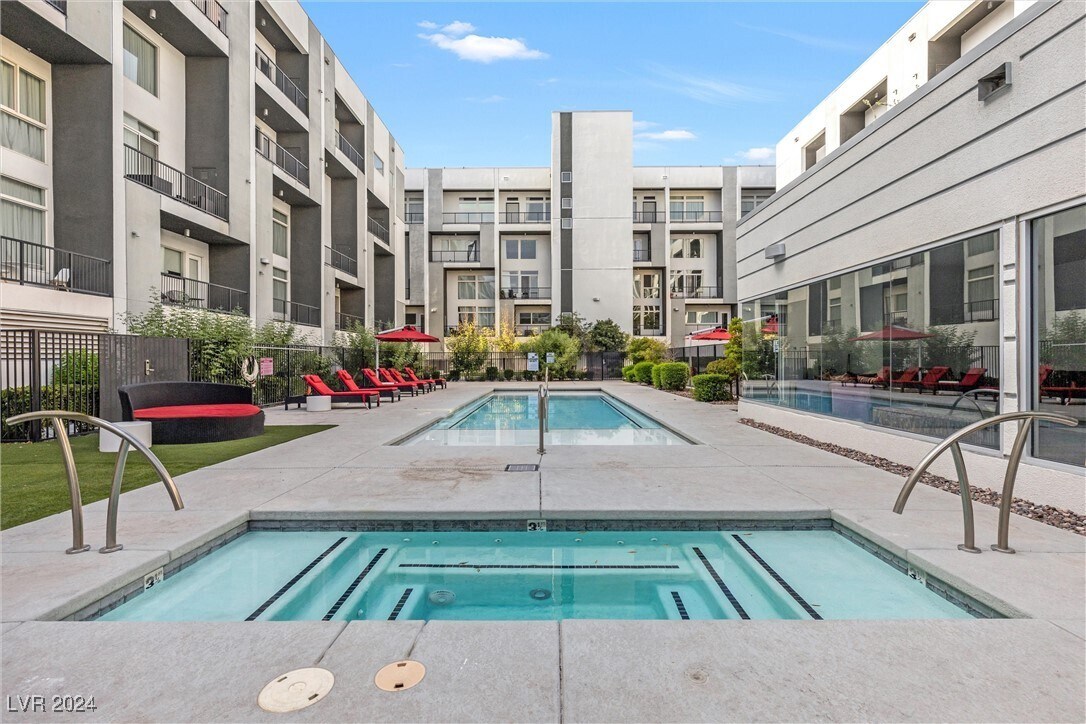 Foto principal - 2775 W Pebble Rd
