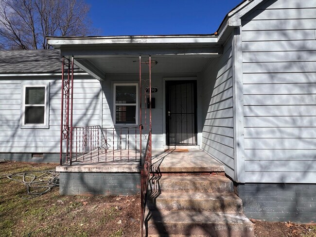 Building Photo - 3790 Barron Ave