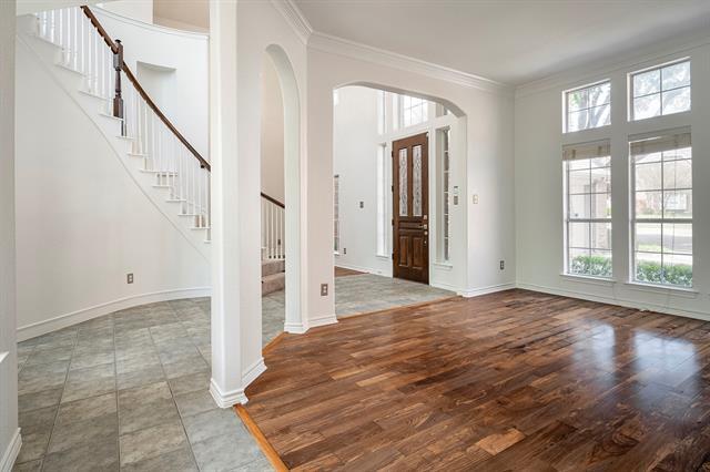 Foto del edificio - 6324 Park Meadow Ln