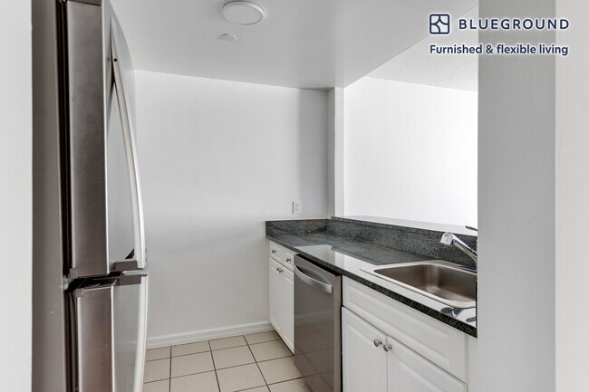 Foto del edificio - 520 W 48th St