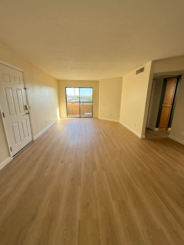 Foto del edificio - 2228 N 52nd St