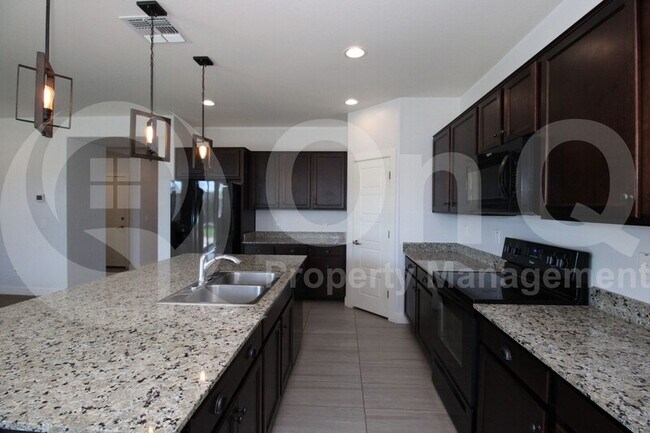 Foto del edificio - 23109 Desert Spoon Dr