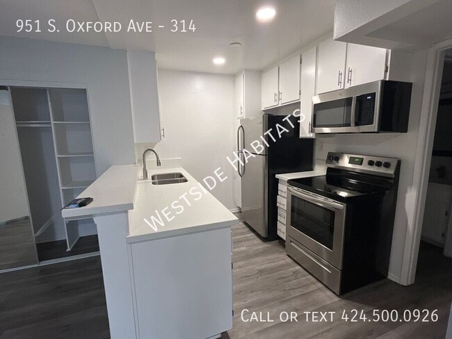 Photo - 951 Oxford Ave Apartment