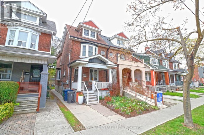 Building Photo - 156 Gillard Ave