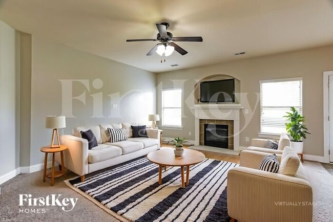 Foto del edificio - 444 Blackberry Blvd