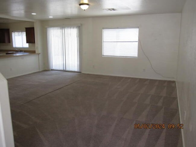 Building Photo - SOUTHWEST - 2 STORY HOME WITH 4 BEDROOMS +...