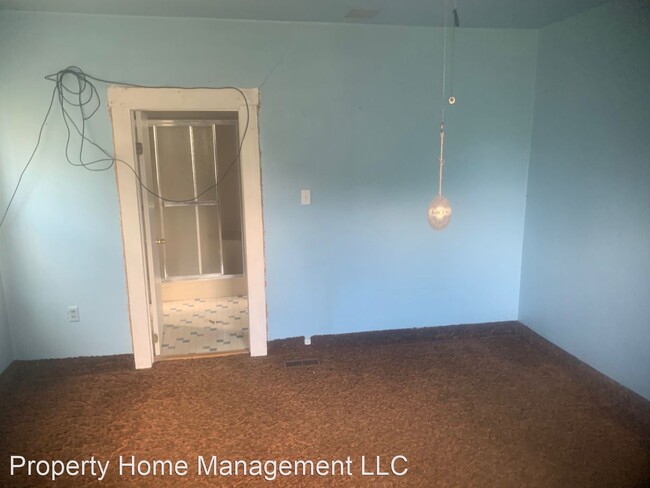 Foto del edificio - 4 br, 1 bath House - 303 S. Franklin St.