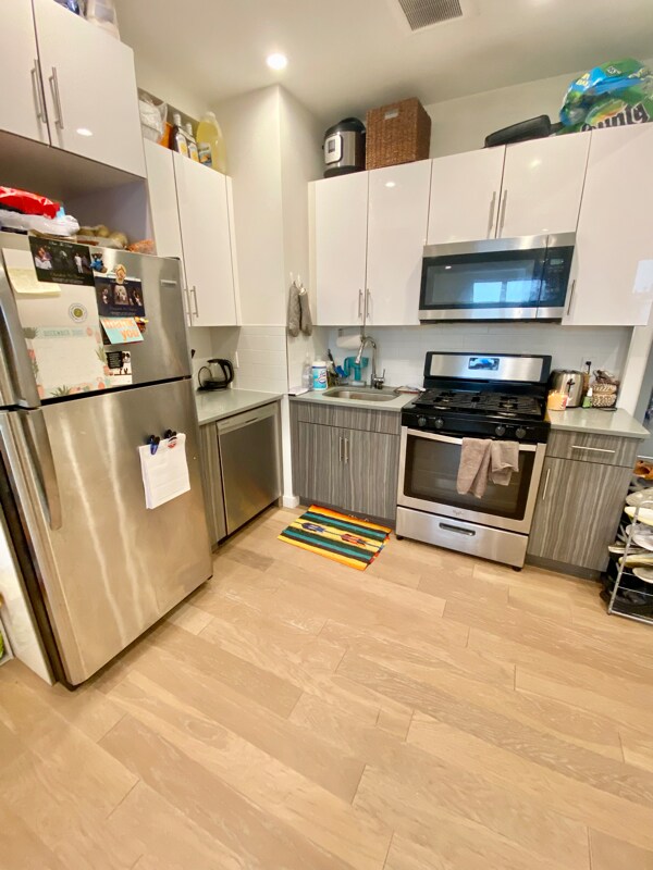 Primary Photo - 1257 Rogers Ave