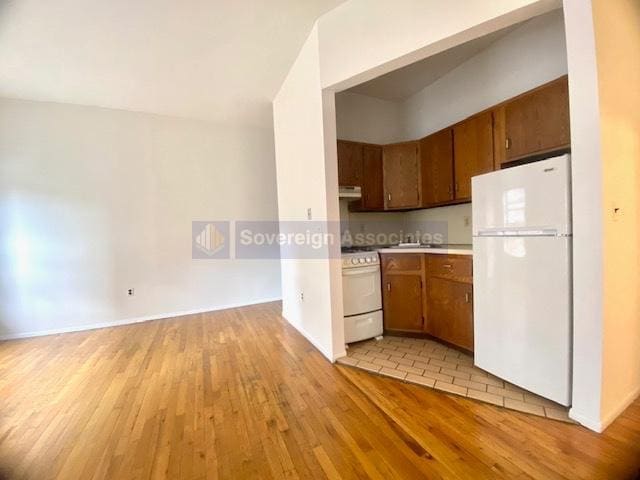 Primary Photo - 605 West 112th Street