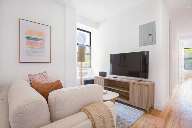 Foto del edificio - 363 W 17th St