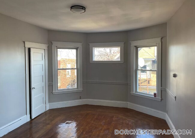 Foto del edificio - 31 Bullard St