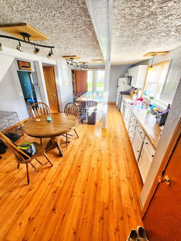 203 S Main St, Burlington, WI 53105 House Rental in Burlington, WI