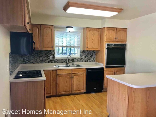 Foto del edificio - 4 br, 2 bath House - 6821 Chevy Chase Way