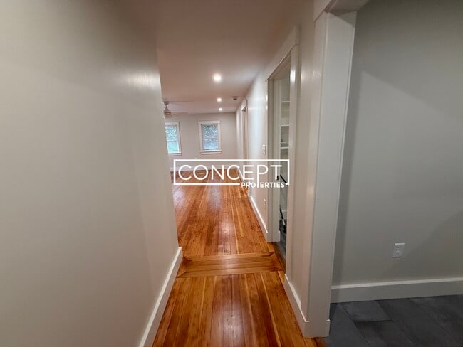 Foto del edificio - 38A Gibson St. Unit 3B