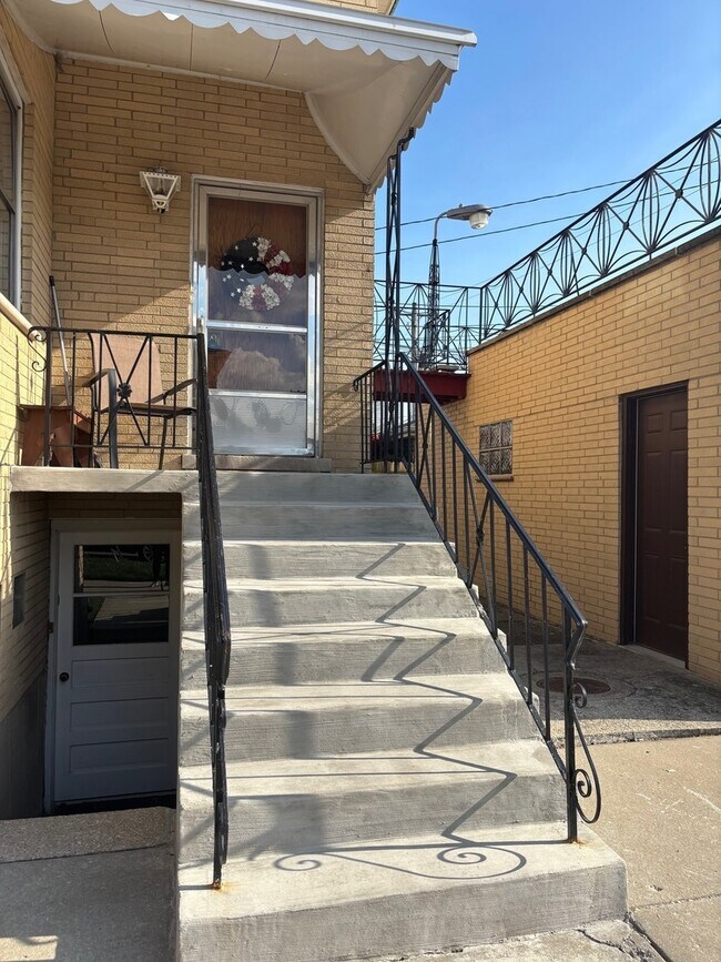 Building Photo - 6401 W 52nd St