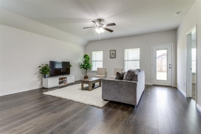 Building Photo - 603 Calm Springs Dr