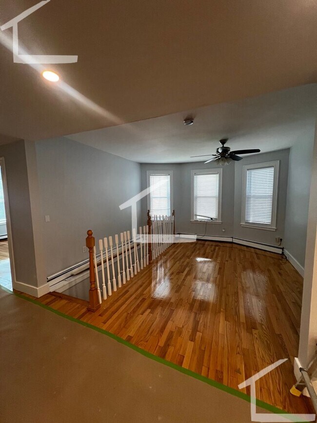 Foto del edificio - 5 Bedroom
