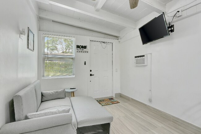 Foto del edificio - 1205 NW 3rd Ave