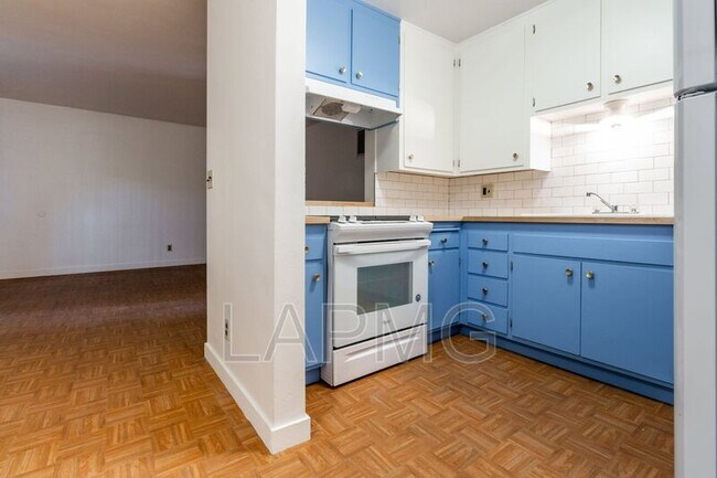 Foto del edificio - 4909 Sycamore Terrace