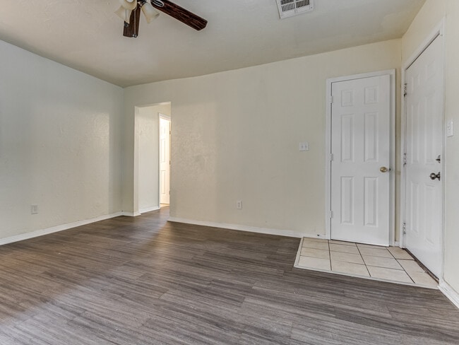 Foto del edificio - 4205 NE 16th Terrace