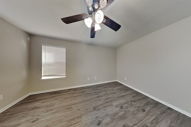 Foto del edificio - 6110 Wilcox Point Dr