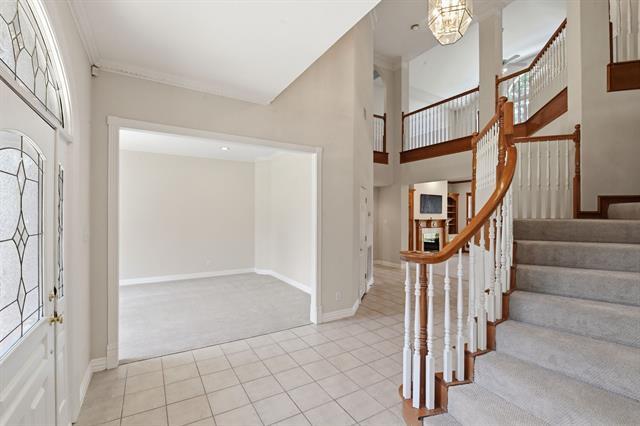 Foto del edificio - 1020 Highland Oaks Dr