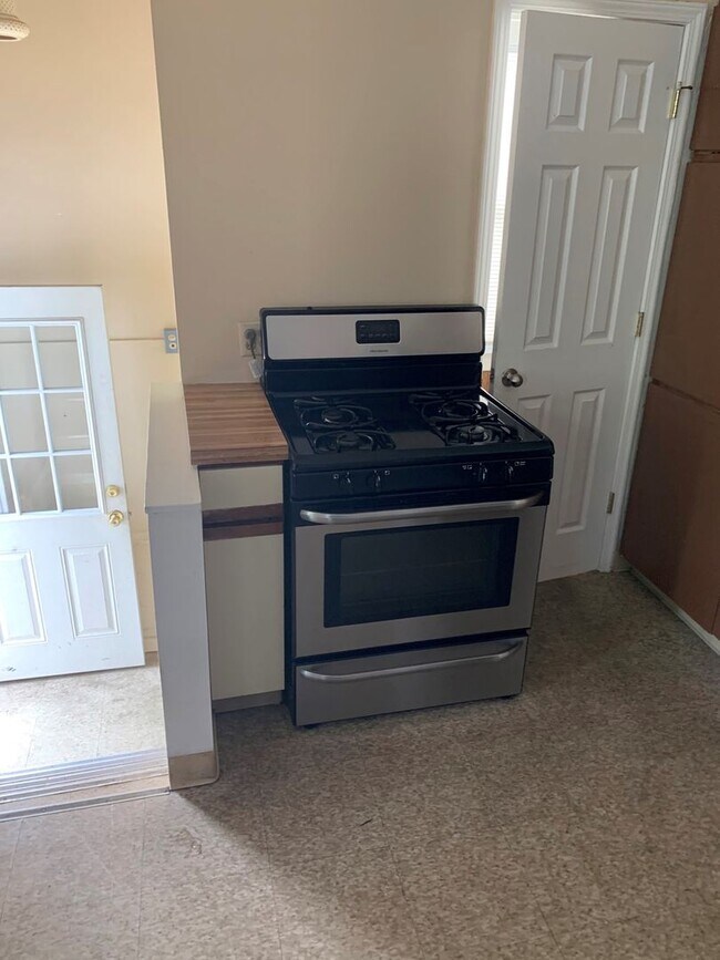 Foto del edificio - 2284-6 South Overlook Road