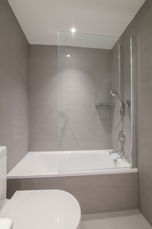 Photo du bâtiment - 4555 Av. Bonavista