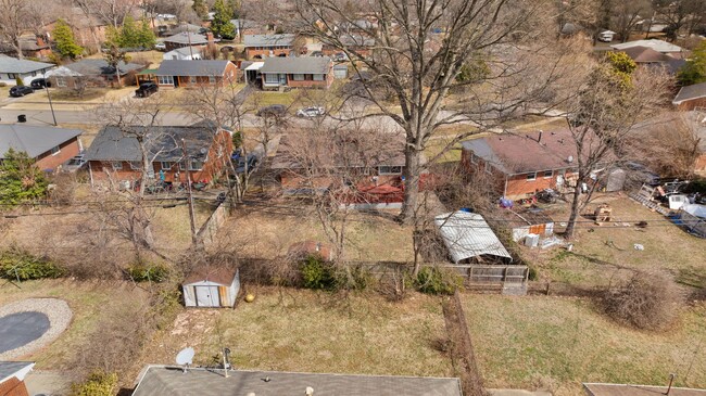 Foto del edificio - Three Bedroom Home in Louisville, KY